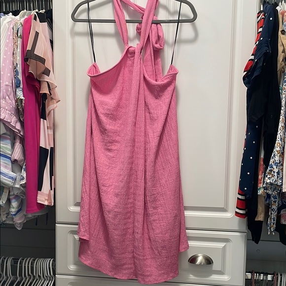 H&M Dresses & Skirts - H&M Pink Halter Dress - OVERSIZED FIT, COULD FIT XL-XXL